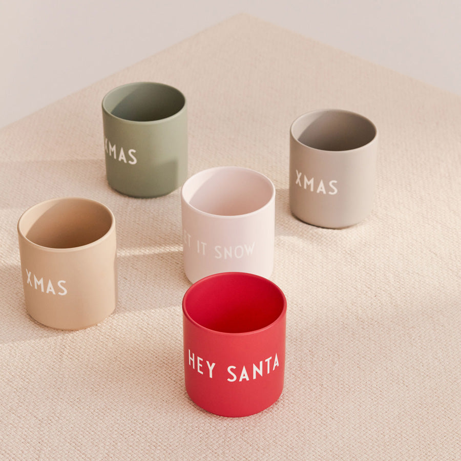 Design Letters - HEY SANTA / JINGLE BELLS - Favourite Cup