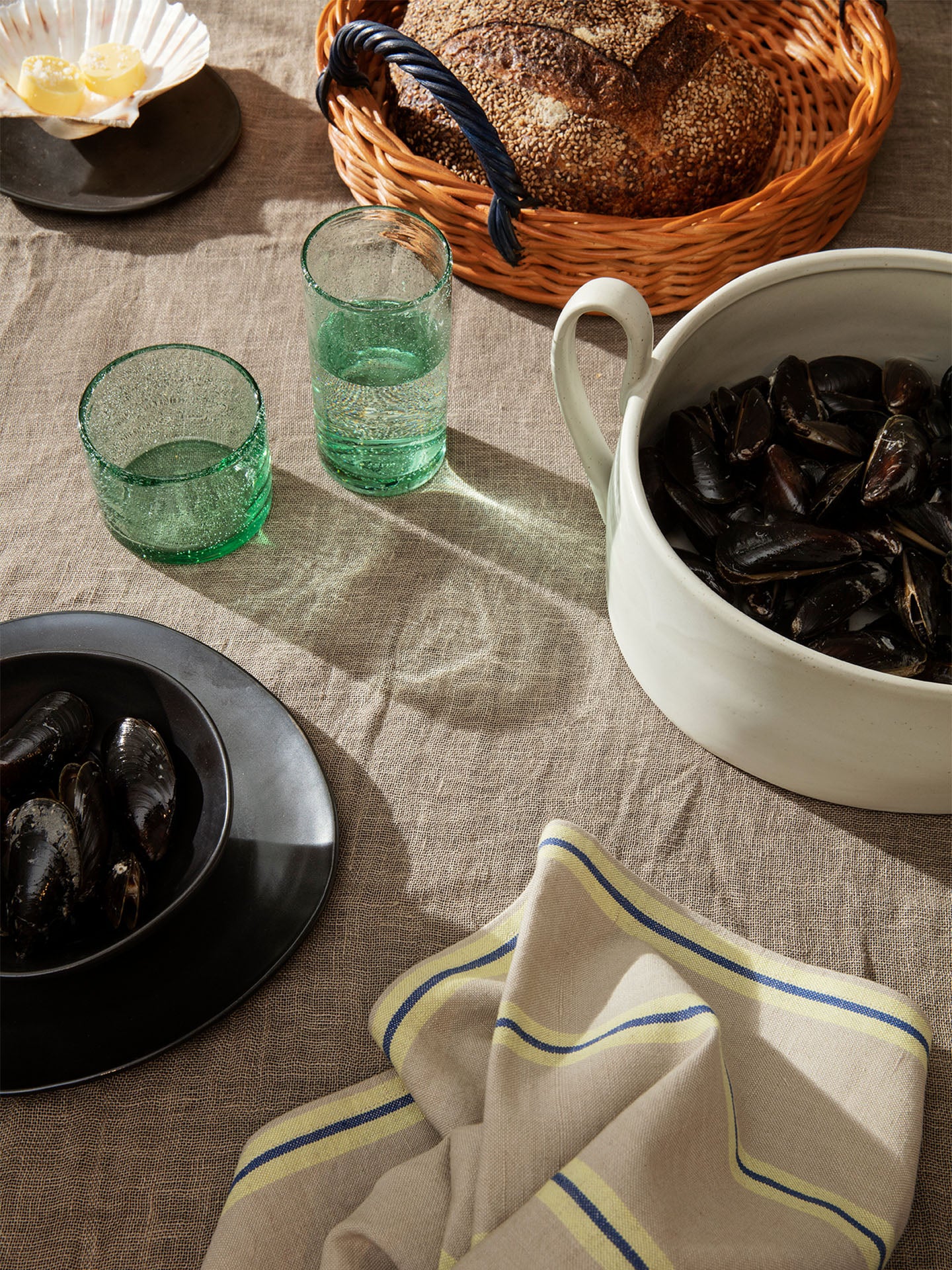 ferm LIVING - Tea Towel HALE Oyster