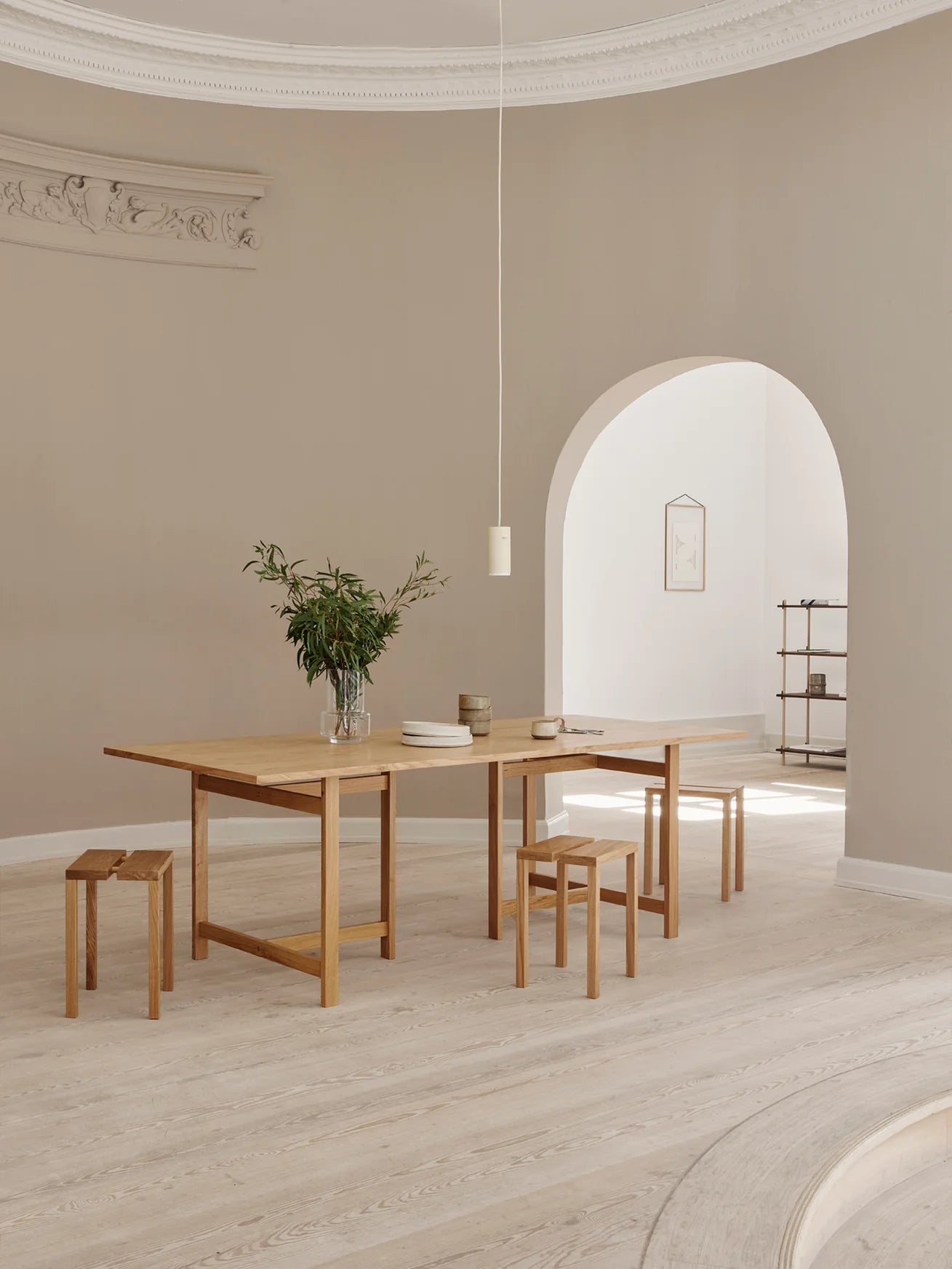 MOEBE - DINING TABLE - 220cm