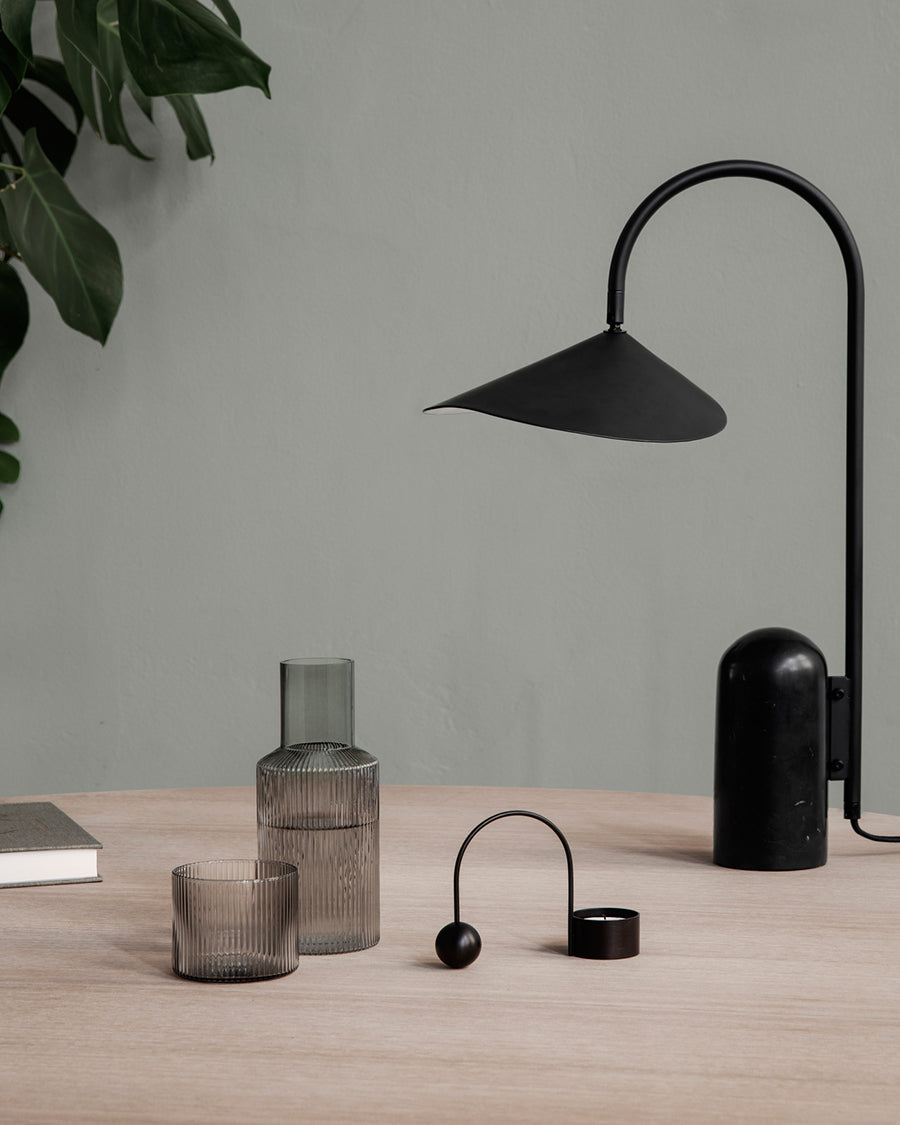 ferm LIVING - RIPPLE Kleines Karaffen-Set - smoked grey