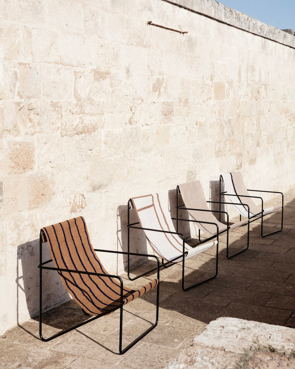ferm LIVING - DESERT Lounge Chair - cashmere/shape