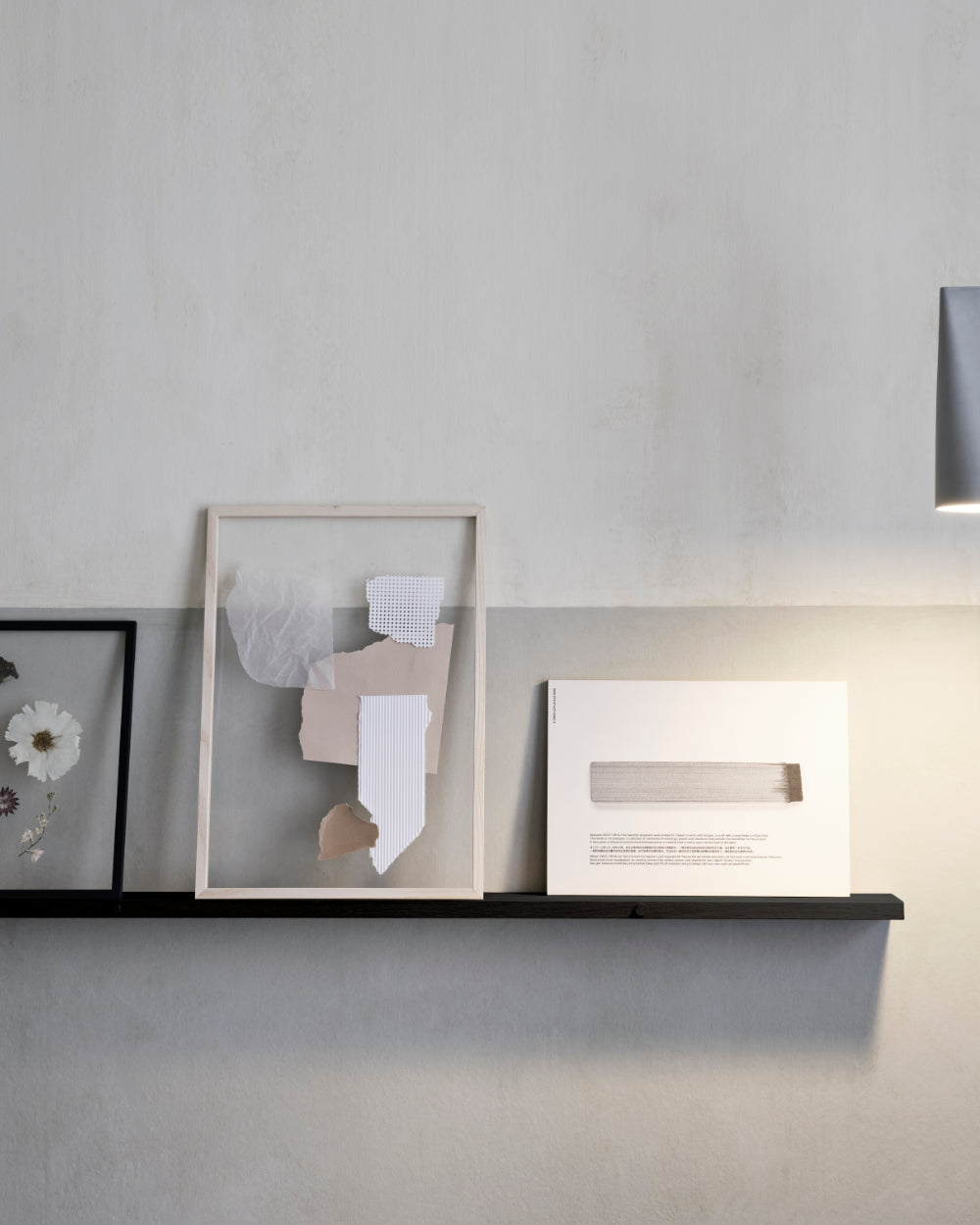 MOEBE - Bilderleiste GALLERY SHELF - black