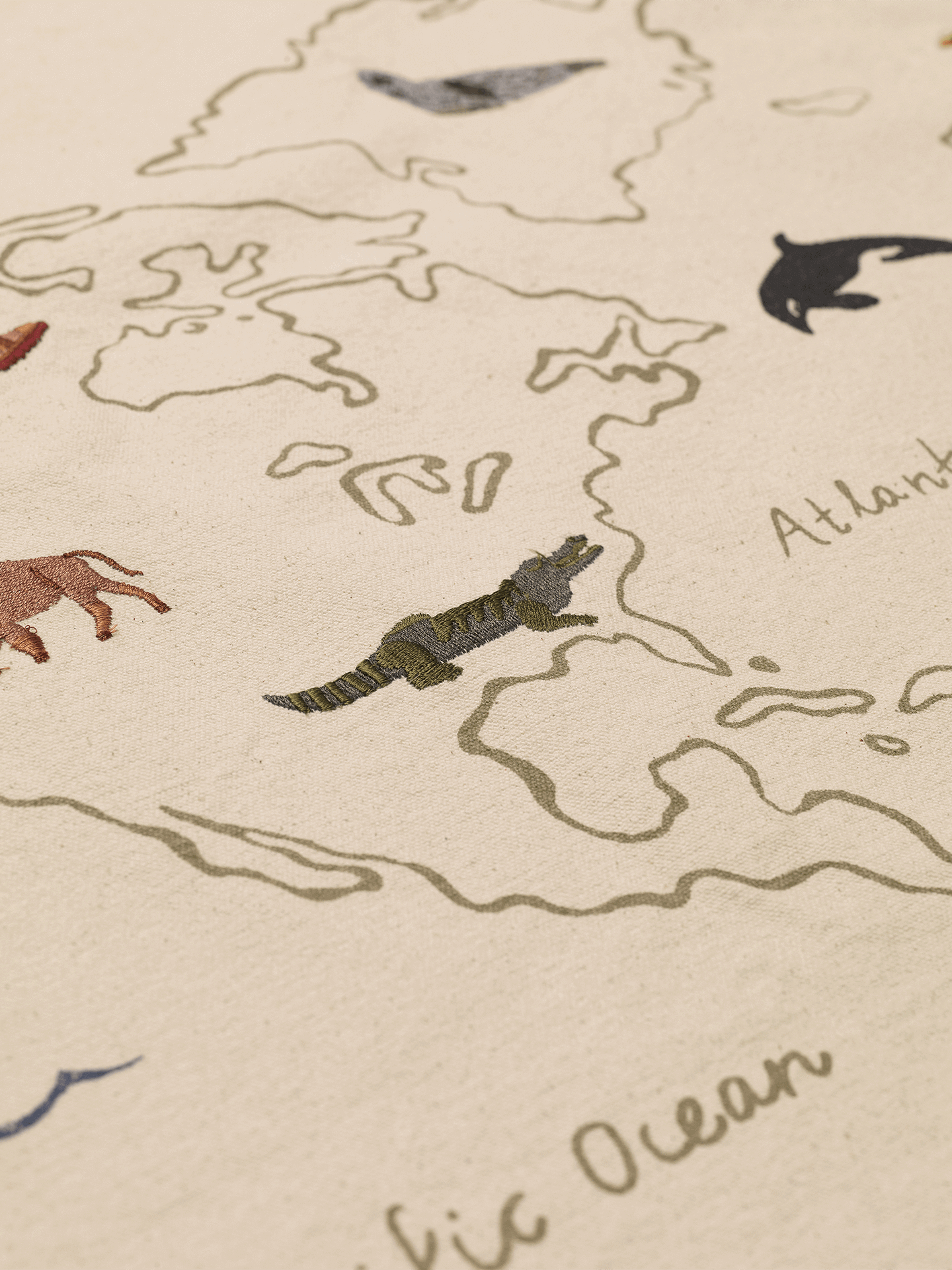 ferm LIVING - Wandteppich WORLD MAP