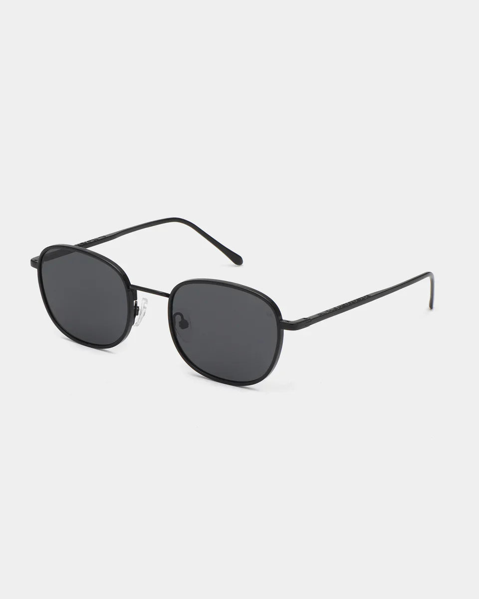 A.Kjærbede - Sonnenbrille HELLO
